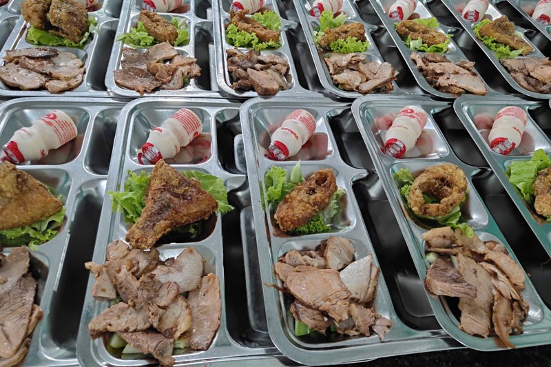 thực đơn suất ăn công nghiệp